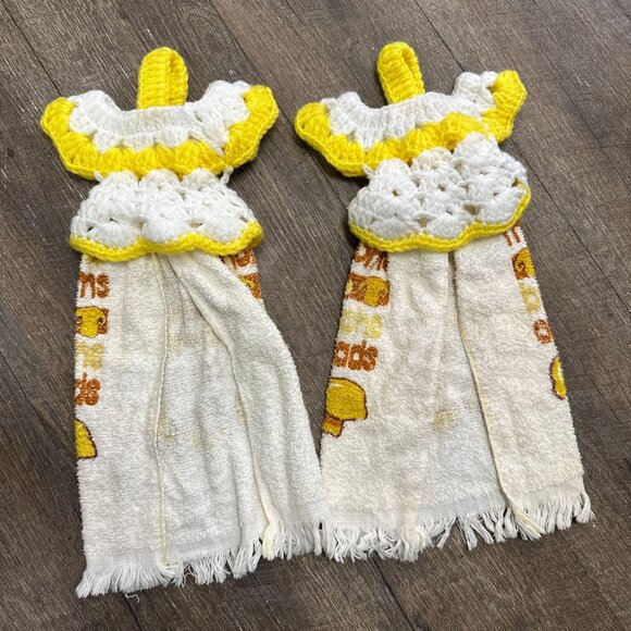 Vtg 70s White Yellow Mushroom Print Kitchen Towels Crochet Set of 2 Hippie - Picture 4 of 4